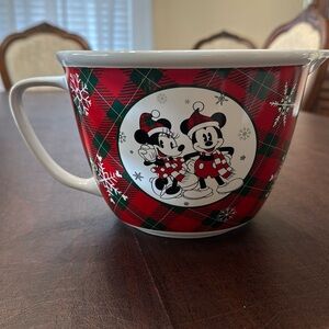 Mickey Christmas mixing bowl